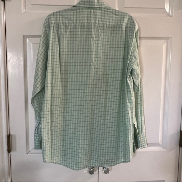 Lacoste Long Sleeves Button Down Shirt light Green plaid Size 40/M - Picture 9 of 9
